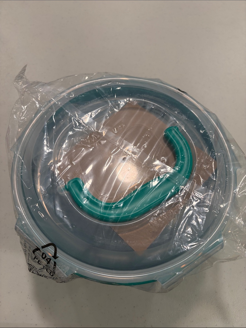 10 Piece Lock n Lock Containers - Picture 2 of 4